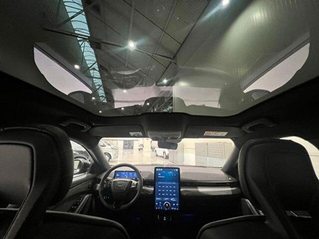 Ford Mustang Mach-E  Mach E - GT - Vapor Blue 
