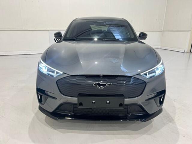 Ford Mustang Mach-E  Mach E - GT - Carbonized grey 