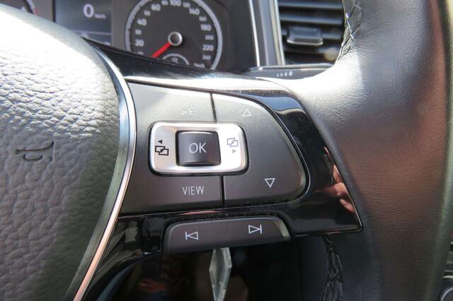 Volkswagen T-ROC TSI Style - Navi - Parkeerhulp - Alu - Windscherm