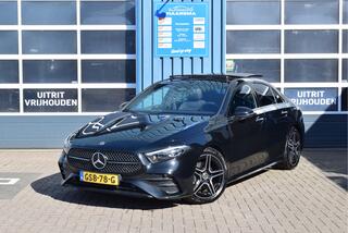 MERCEDES-BENZ A-KLASSE 180 AMG Line Night-pakket Panoramadak Automaat