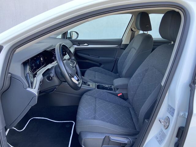 Volkswagen Golf 8
