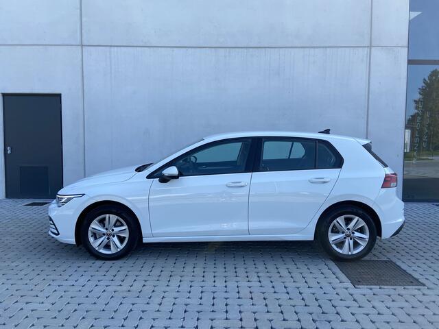Volkswagen Golf 8