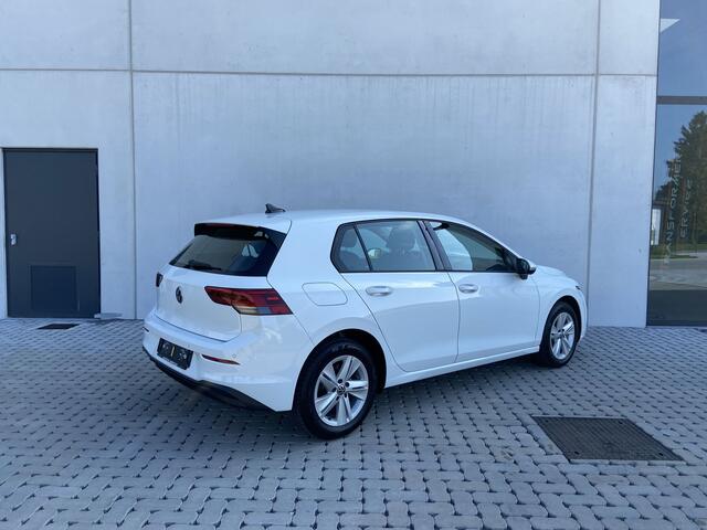 Volkswagen Golf 8