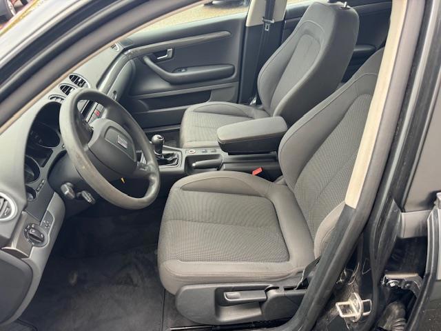 Seat Exeo 1.8 TSI Comfort Edition, '11, climate en cruise controle, trekhaak, lm velgen 