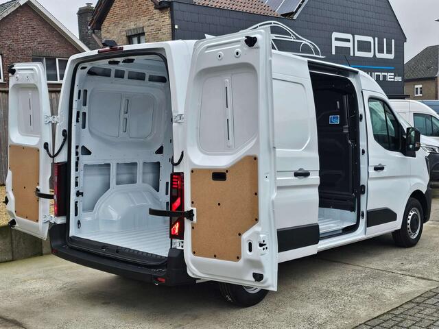 Renault Master 29.990EX - L2H2 -  MODEL - 2024 0KM
