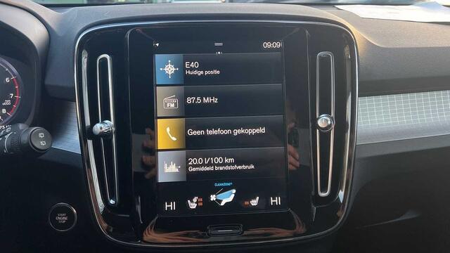 Volvo XC40 Momentum Pro, T3 manual 3YEAR WARRANTY
