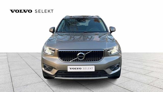 Volvo XC40 Momentum Pro, T3 manual 3YEAR WARRANTY