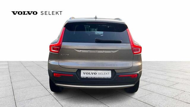 Volvo XC40 Momentum Pro, T3 manual 3YEAR WARRANTY
