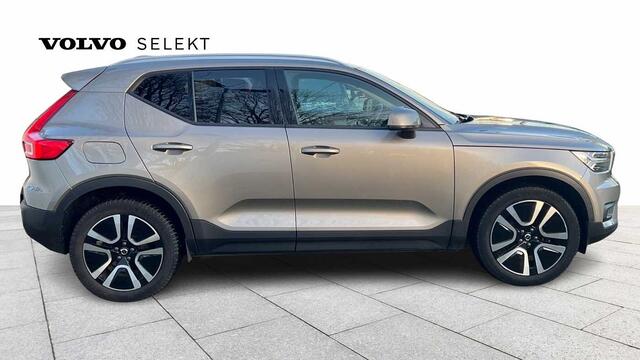 Volvo XC40 Momentum Pro, T3 manual 3YEAR WARRANTY