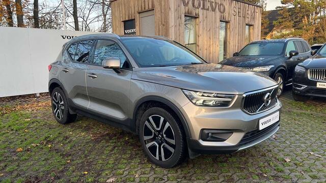 Volvo XC40 Momentum Pro, T3 manual 3YEAR WARRANTY