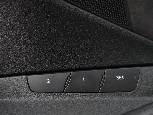Audi E-Tron 55 Quattro advanced 95 kWh- SOH 92%, Panoramadak, Bang Olufsen, Memory, CarPlay, Xenon led, Ada Cruise, Sfeerverlichting