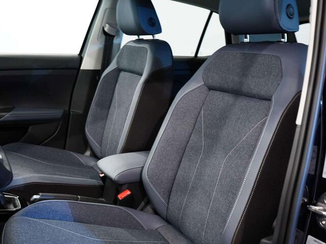 Volkswagen T-Cross Style 1.0TSI|DSG|DiscoverNavi|MatrixLED|Si�ges