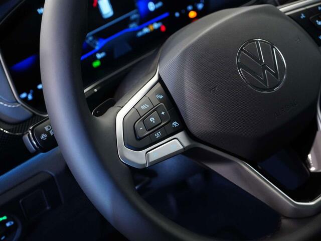 Volkswagen T-Cross Style 1.0TSI|DSG|DiscoverNavi|MatrixLED|Si�ges