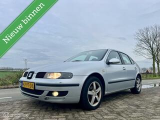 SEAT LEON 1.6-16V Sport, BJ 2004, Airco, APK Feb 2027
