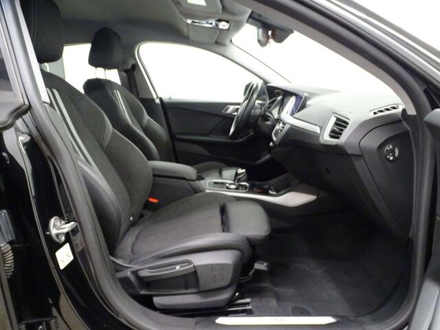 BMW 2-Serie 218 iA GranCoup� Sportline DIGITAL-NAVI PRO-LED