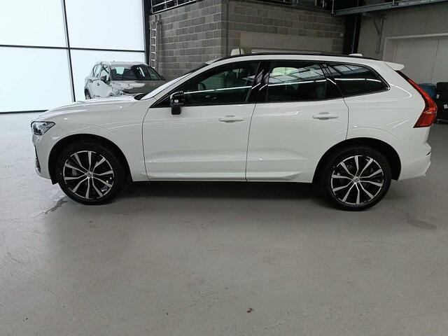 Volvo XC60 II Plus, B4 Mild-Hybrid, Benzin, Dark