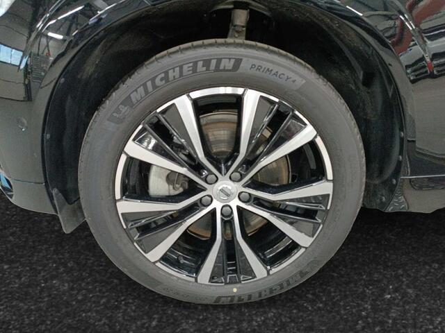 Volvo XC60 II Plus, B4 Mild-Hybrid, Benzin, Dark