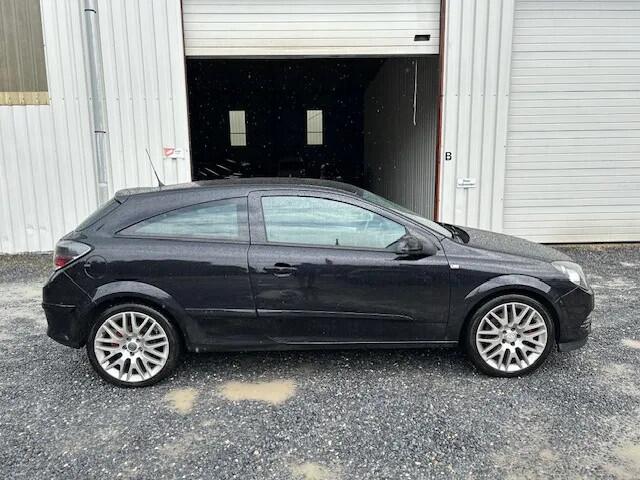 Opel Astra GTC 2.0 T Sport GOED-ONDERHOUDEN RIEM- VRVN