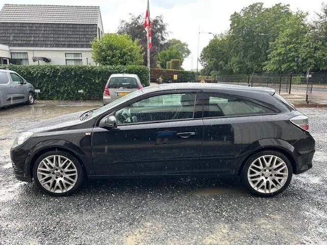 Opel Astra GTC 2.0 T Sport GOED-ONDERHOUDEN RIEM- VRVN