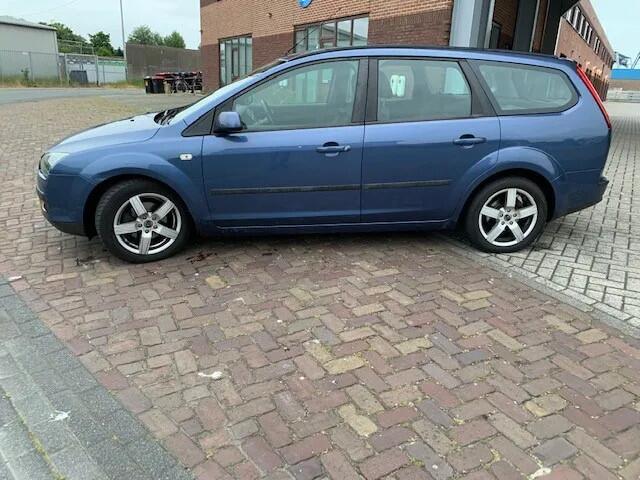 Ford Focus Wagon 1.6-16V 2005 Airco 