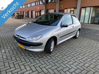 PEUGEOT 206 1.1 Pop' Art! Apk t/m 01-2025!