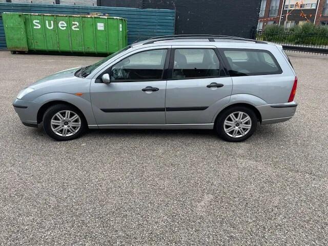 Ford Focus Wagon 1.6-16V Futura Climate Leder Nw ApK
