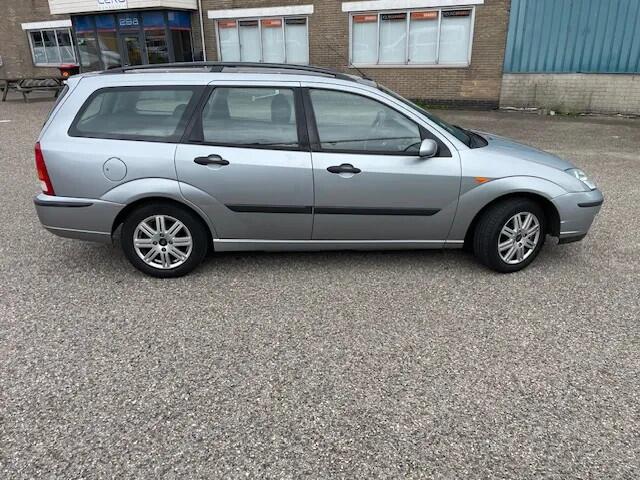 Ford Focus Wagon 1.6-16V Futura Climate Leder Nw ApK
