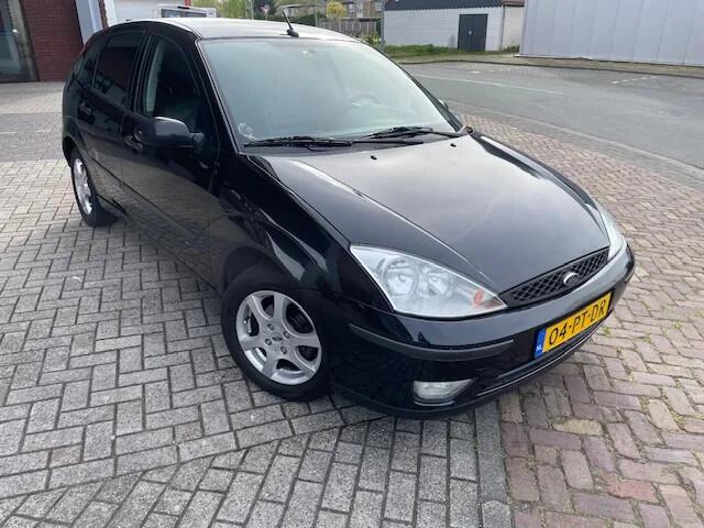 Ford Focus 1.6-16V Futura Leder 138 DKM NAP Airco Nw ApK