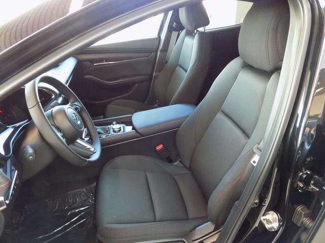 Mazda 3 Hatchback 2.0i e-Skyactiv-X 186pk Homura
