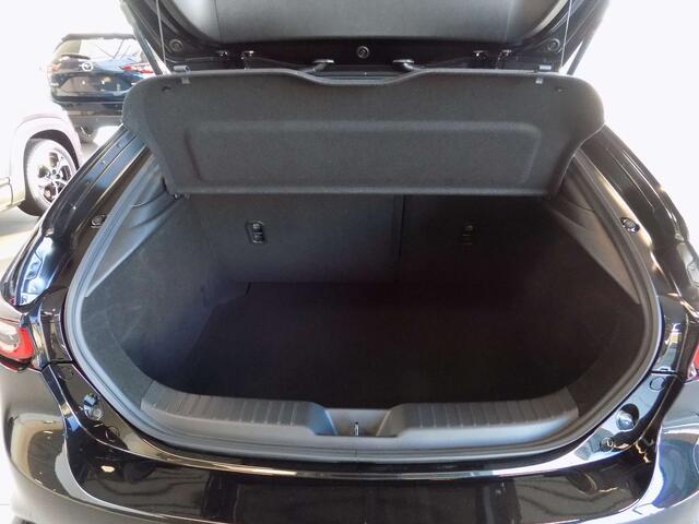 Mazda 3 Hatchback 2.0i e-Skyactiv-X 186pk Homura