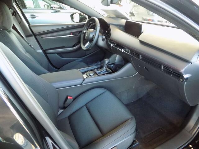 Mazda 3 Hatchback 2.0i e-Skyactiv-X 186pk Homura