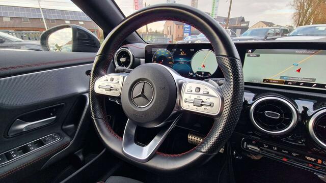 Mercedes-Benz CLA-Klasse 180 AMG LINE PACK NIGHT / AUTO / PANO / CAM / FULL LED
