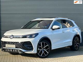 VOLKSWAGEN TIGUAN 1.5 eTSI R-Line | Nieuw model | Pano | HuD | Trekhaak | Keyless | Fabrieksgarantie
