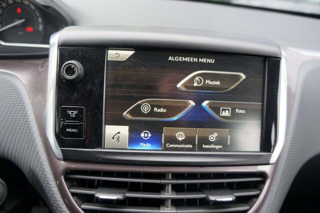 Peugeot 2008 1.6 e-HDi Active