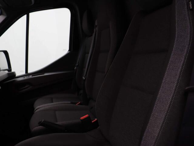 Renault Master T35 2.0 dCi 150 L2H2 Advance | Demo | Trekhaak | Additionele parkeerhulp | openR link navigatiesysteem met convertor companion | Draadloze opla