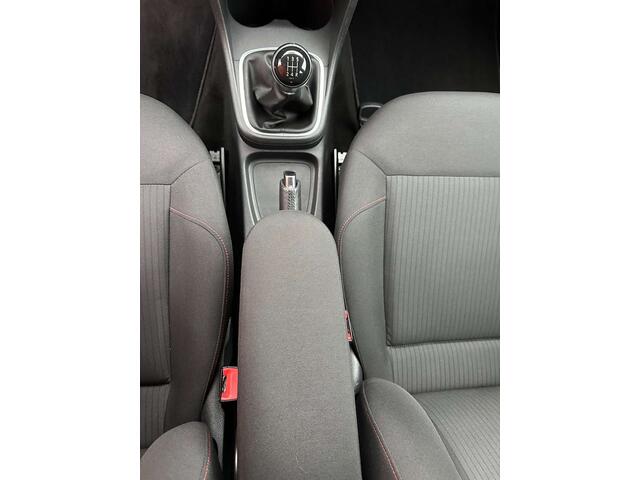 Volkswagen Polo 1.0i GARANTIE 2ANS. 60.000KM. BLUETHOOT