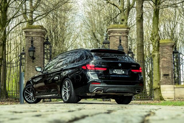 BMW 5-Serie 520 Touring i M SPORT | PANO | HUD | LASER | ACC