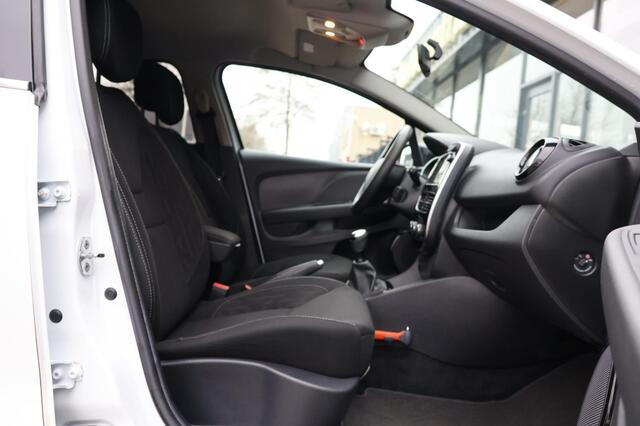 Renault Clio Estate 0.9 TCe Limited- 