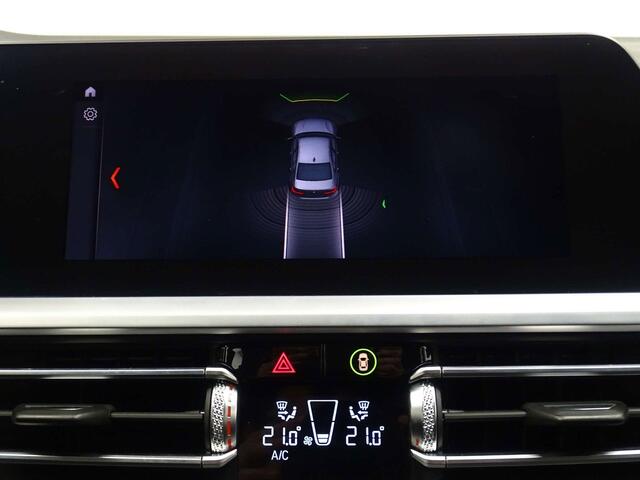 BMW 3-Serie 318 dA Berline Sportline CUIR SPORT-LED-NAVI-PARKING