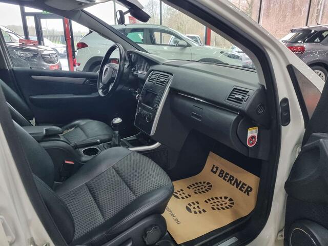 Mercedes-Benz B-Klasse 200 CDINAVIGATIELEDERALU-VELGENPARKEER SENSOREN