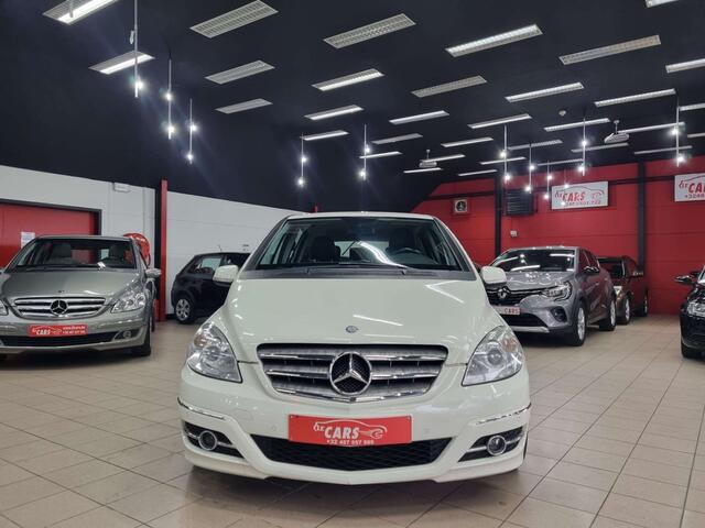 Mercedes-Benz B-Klasse 200 CDINAVIGATIELEDERALU-VELGENPARKEER SENSOREN