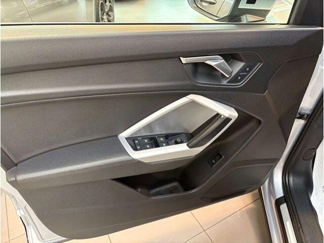 Audi Q3 35 TDi SPORT, CAMERA, APPLE CARPLAY, GARANTI 1AN