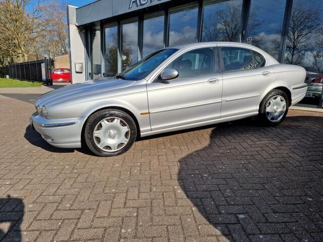 Jaguar X-Type 2.0 V6/AIRCO/AUTOMAAT/YOUNGTIMER