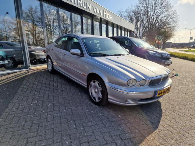 Jaguar X-Type 2.0 V6/AIRCO/AUTOMAAT/YOUNGTIMER