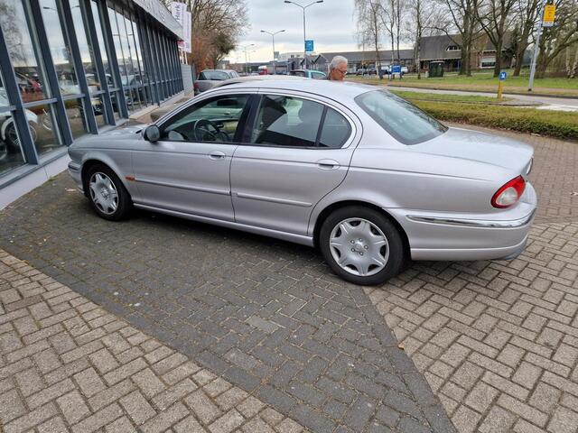 Jaguar X-Type 2.0 V6/AIRCO/AUTOMAAT/YOUNGTIMER