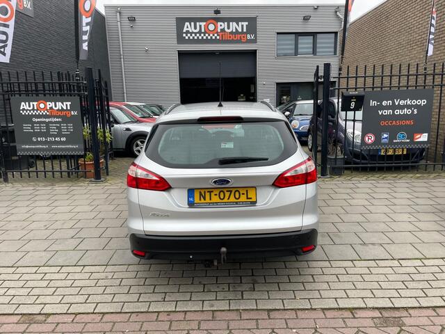 Ford Focus Wagon 1.6 TI-VCT Trend Trekhaak Airco PDC NAP APK