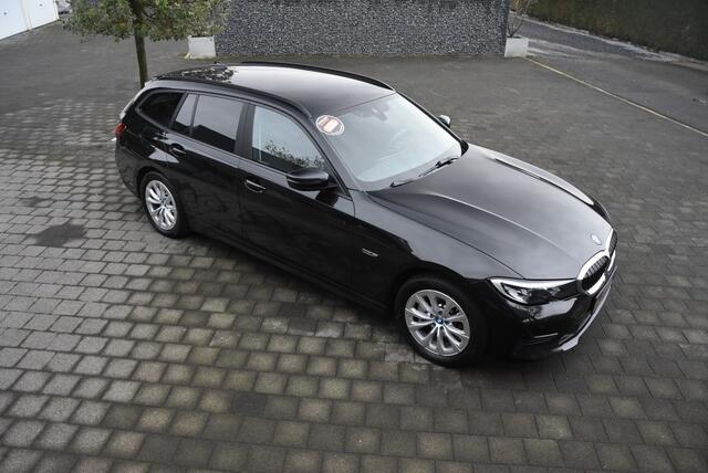 BMW 3-Serie 330eA PHEV /Navi/Cam/Led/Dab+