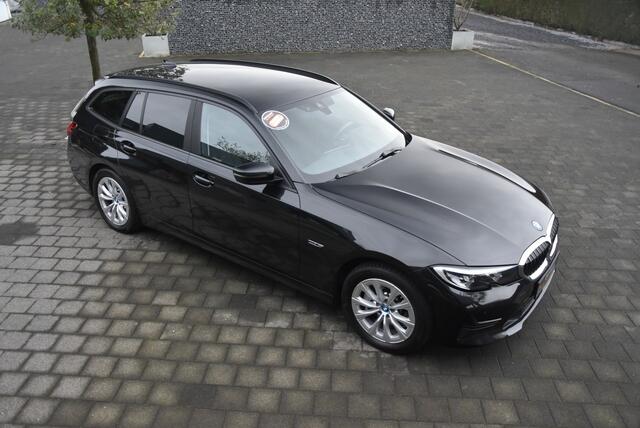 BMW 3-Serie 330eA PHEV /Navi/Cam/Led/Dab+