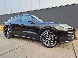 PORSCHE CAYENNE 3.0Turbo V6 PHEV*COUPE*SPORTDESIGN*LUCHTVERING*ACC