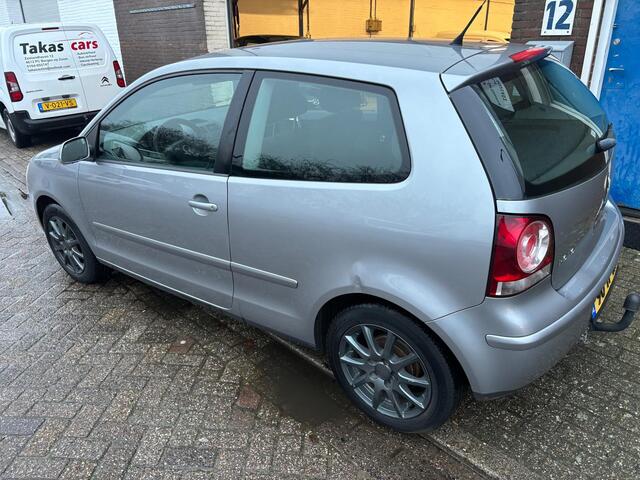 Volkswagen Polo 1.4-16V Optive AIRCO&APK